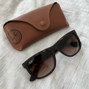 Ray-Ban Justin Sunglasses